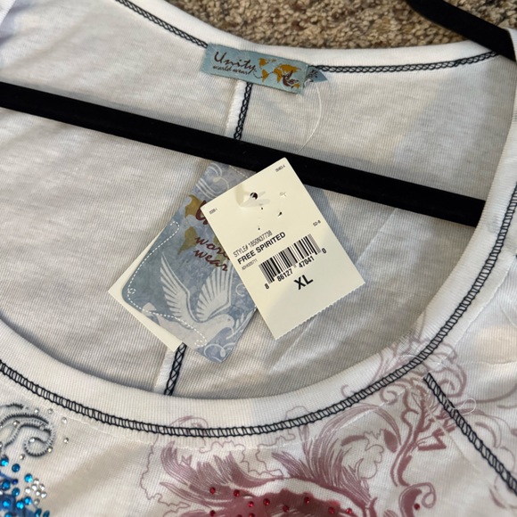 Unity World Wear XL patriotic tee - Picture 3 of 6